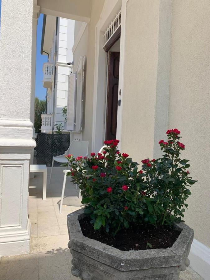 Villa La Torretta Luxury B&B - Adults Only - Rimini Exteriör bild