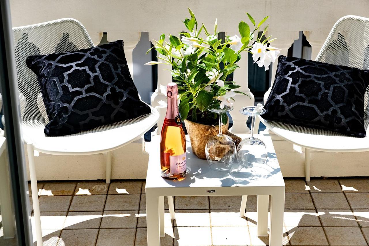 Villa La Torretta Luxury B&B - Adults Only - Rimini Exteriör bild