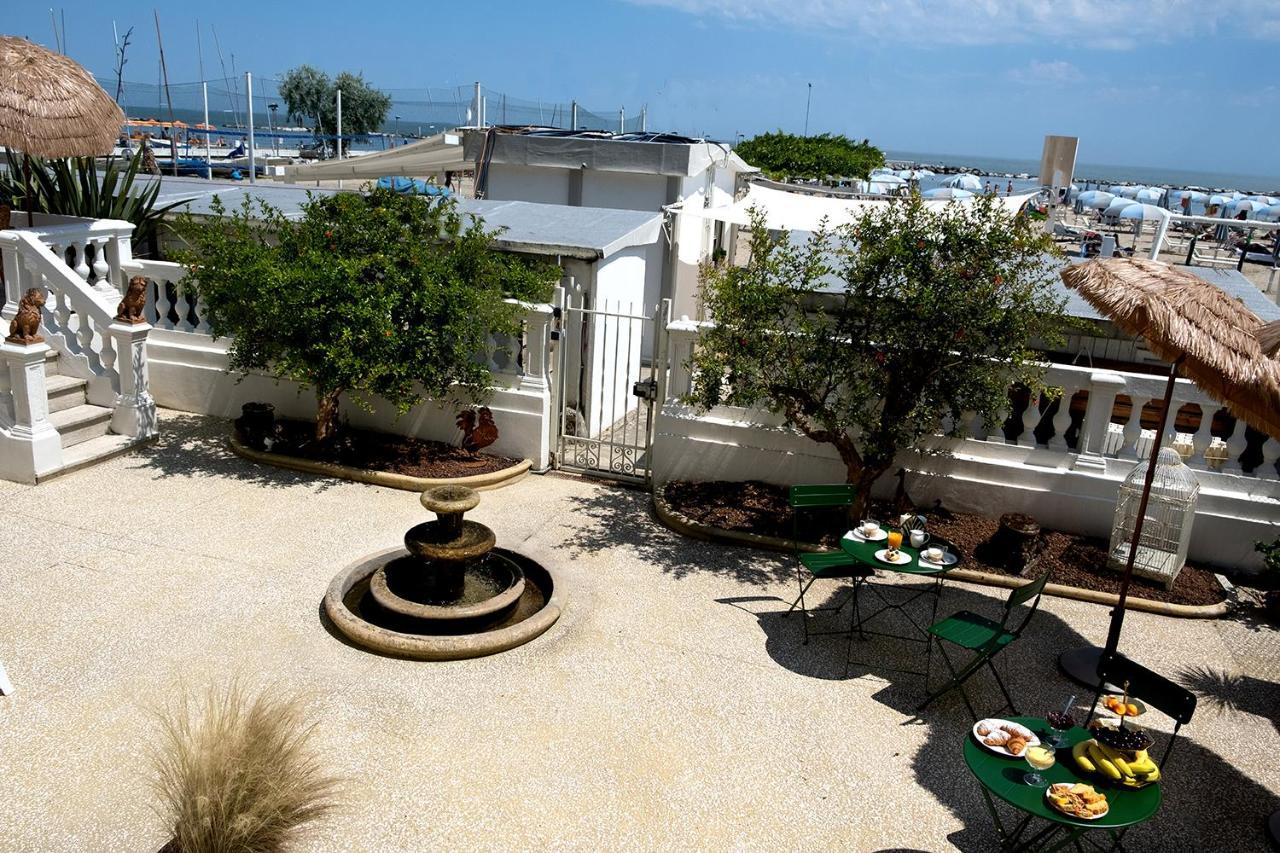 Villa La Torretta Luxury B&B - Adults Only - Rimini Exteriör bild