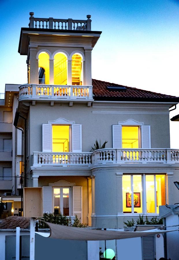 Villa La Torretta Luxury B&B - Adults Only - Rimini Exteriör bild