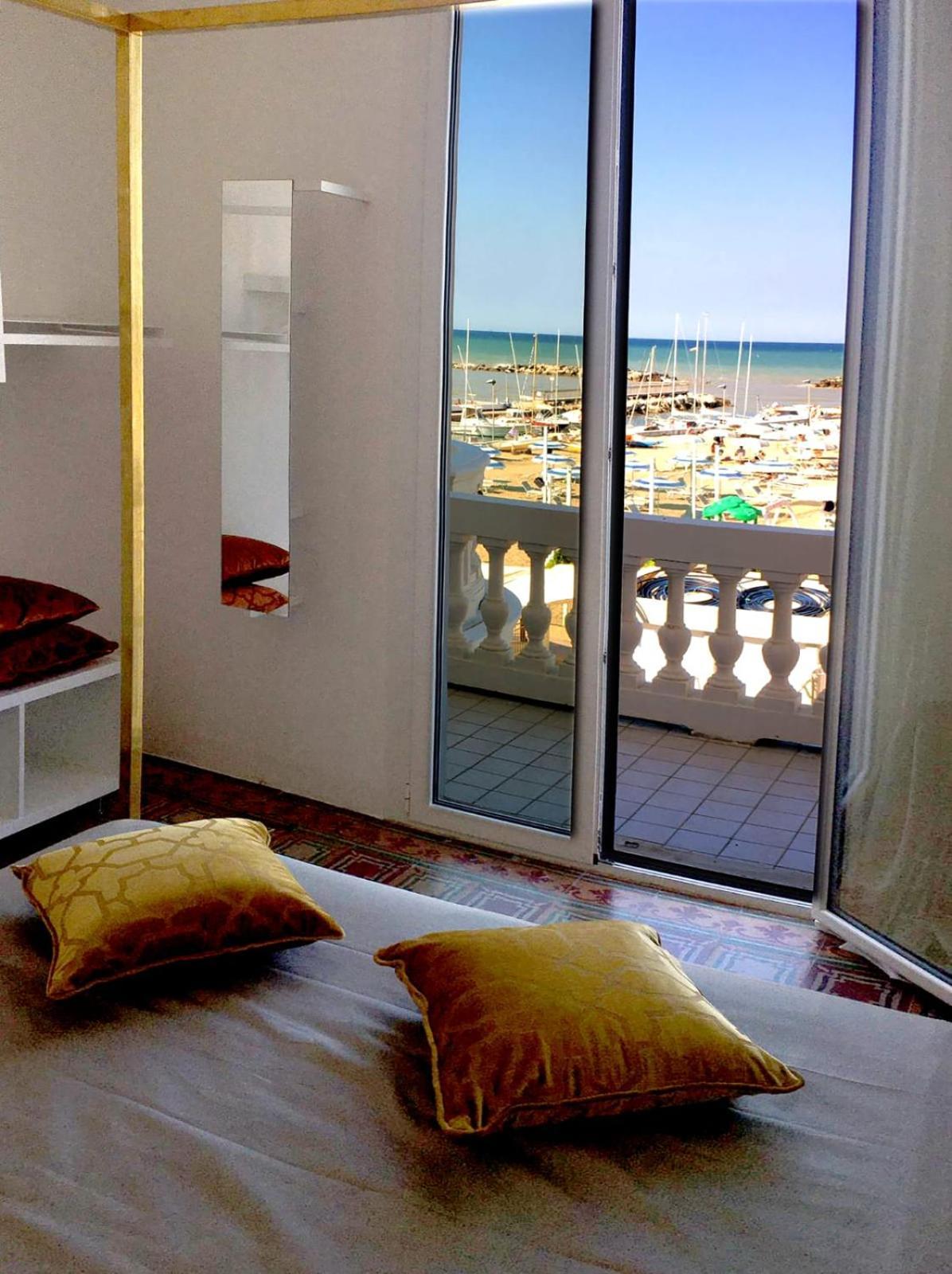 Villa La Torretta Luxury B&B - Adults Only - Rimini Exteriör bild