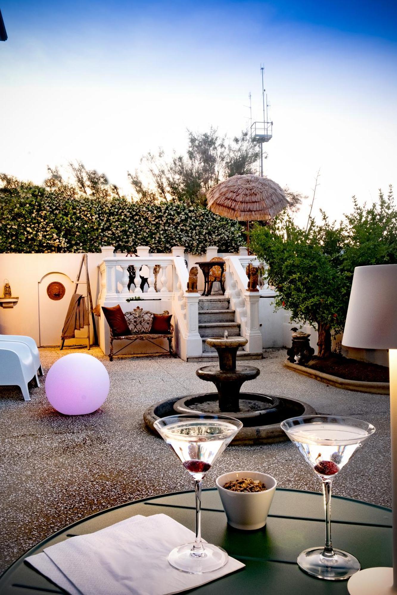 Villa La Torretta Luxury B&B - Adults Only - Rimini Exteriör bild