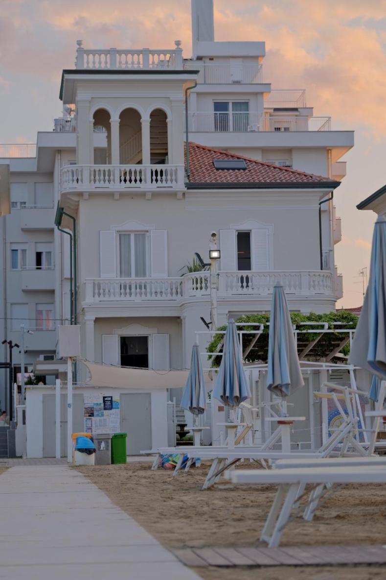 Villa La Torretta Luxury B&B - Adults Only - Rimini Exteriör bild